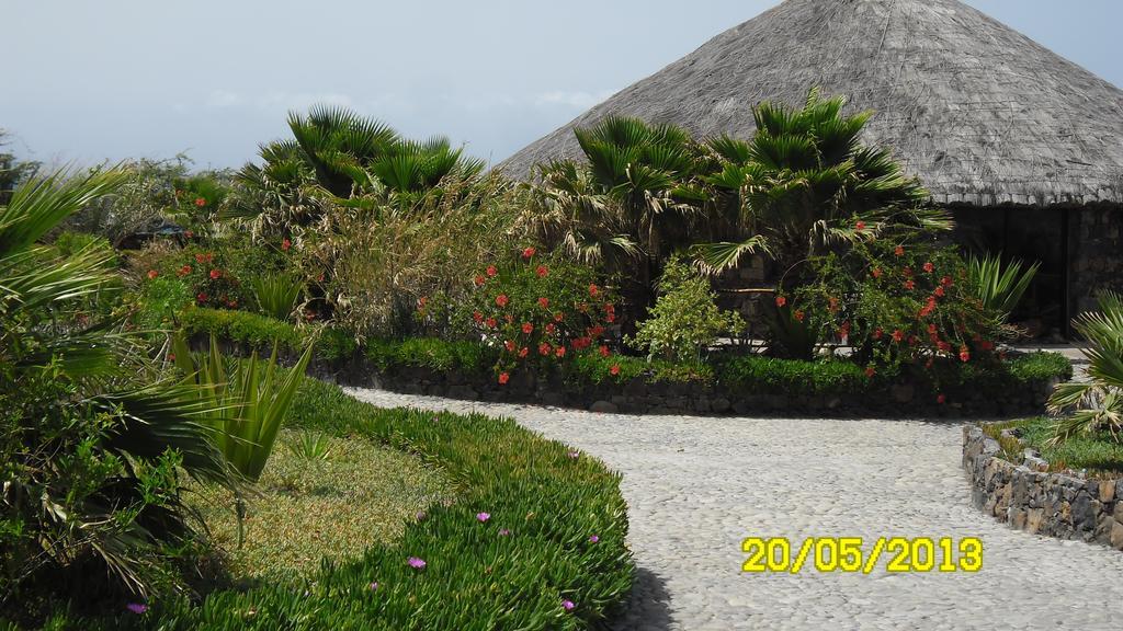 Casa De France Hotel Porto Novo  Exterior photo